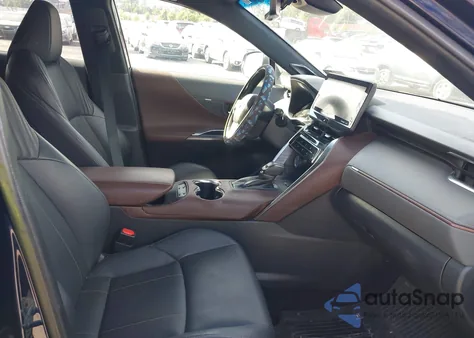 2021 Toyota Venza Xle z USA, uszkodzony, nr VIN JTEAAAAH9MJ083905